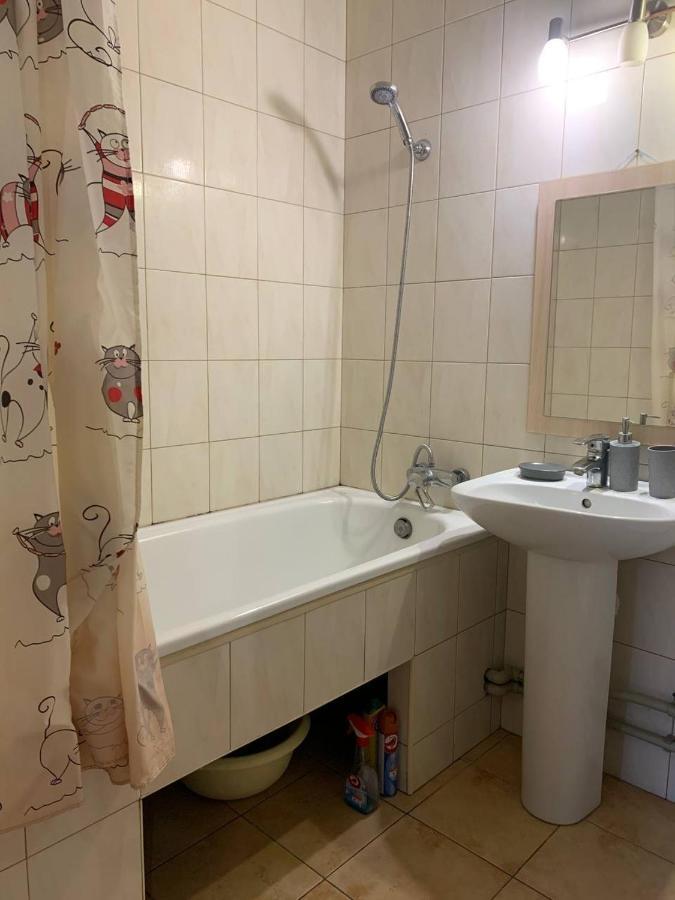 Moskovs'Kyi Avenue 80/82 Appartement Charkov Buitenkant foto